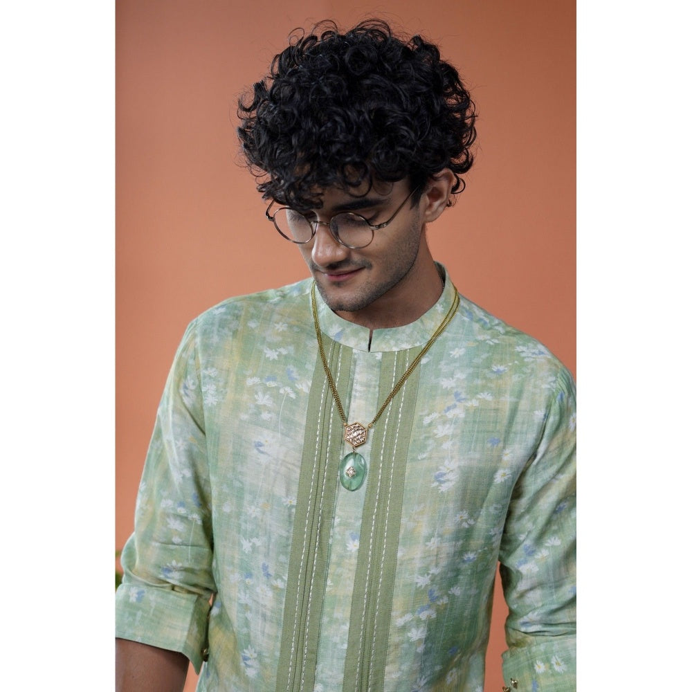 Philocaly Men Vasanta Green Cotton Blend Mandarin Neck Thread Work Kurta