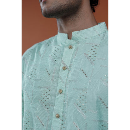 Philocaly Men Taazgi Green Silk Blend Mandarin Neck Thread Work Kurta