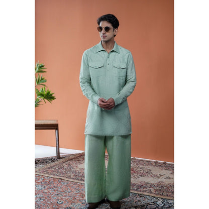 Philocaly Men Samudra Green Linen Collar Neck Thread Work Kurta