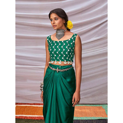 PINK CITY BY SARIKA Zig-Zag Bandhani Cape with Skirt (Set of 3)