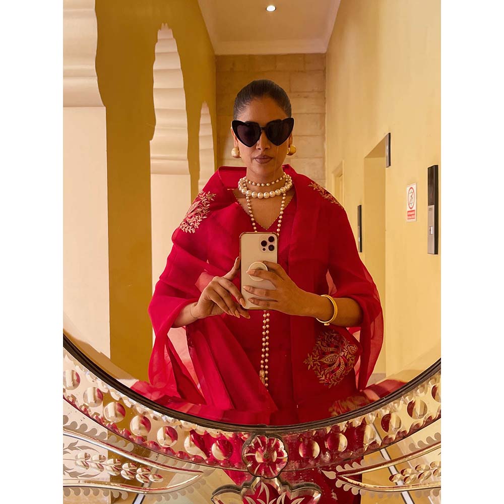 PINK CITY BY SARIKA Red Saree With Stitched Blouse