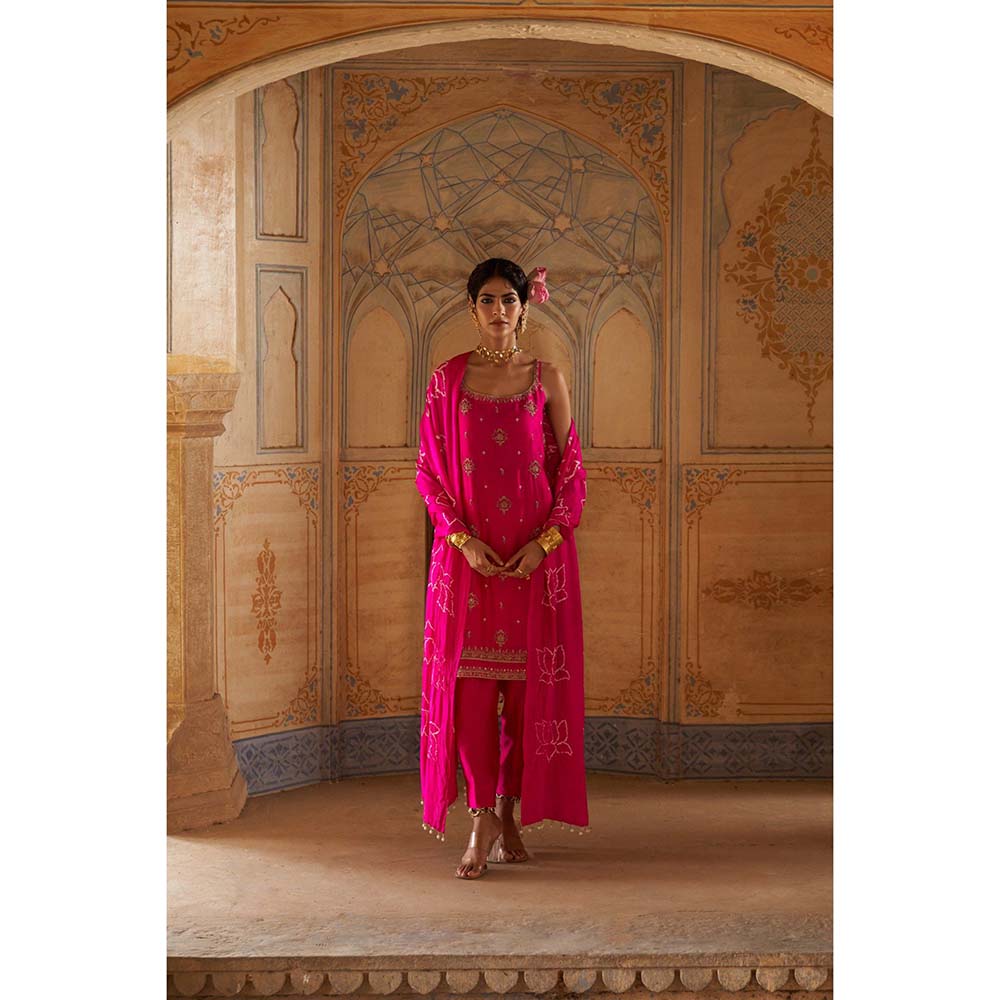 PINK CITY BY SARIKA Women's Strappy Kamal Ka Phool Kurta with Pant and Dupatta (Set of 3)