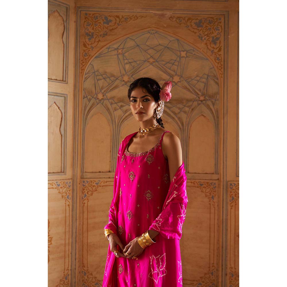 PINK CITY BY SARIKA Women's Strappy Kamal Ka Phool Kurta with Pant and Dupatta (Set of 3)