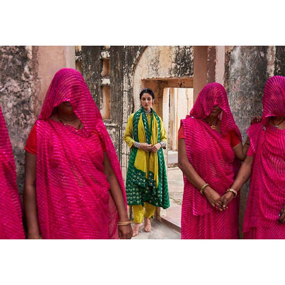 PINK CITY BY SARIKA Women's Jodha Shaded Bandhani Kurta with Pant and Dupatta (Set of 3)