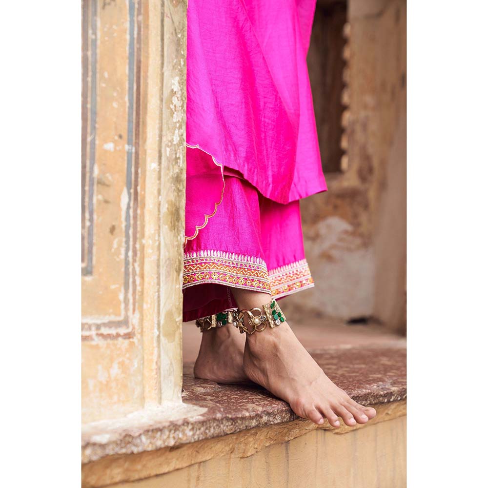 PINK CITY BY SARIKA Women's Rani Embroidered Kurta with Pant and Dupatta (Set of 3)
