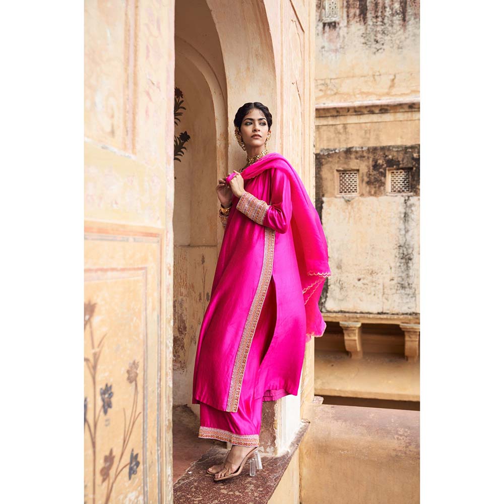 PINK CITY BY SARIKA Women's Rani Embroidered Kurta with Pant and Dupatta (Set of 3)