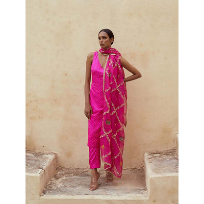PINK CITY BY SARIKA Slay Pink Kurta with Pant and Dupatta (Set of 3)