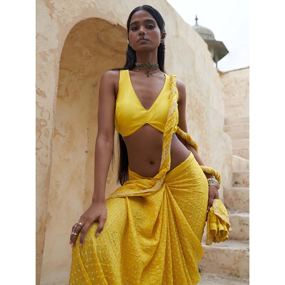 PINK CITY BY SARIKA Yellow Bandani Saree with Unstitched Blouse and Collar