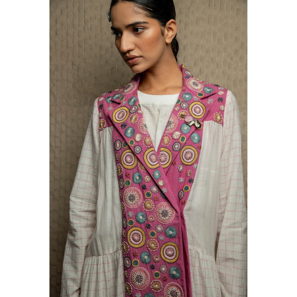 Pinnacle By Shruti Sancheti White Geometric Embroidered Tiered Trench Coat