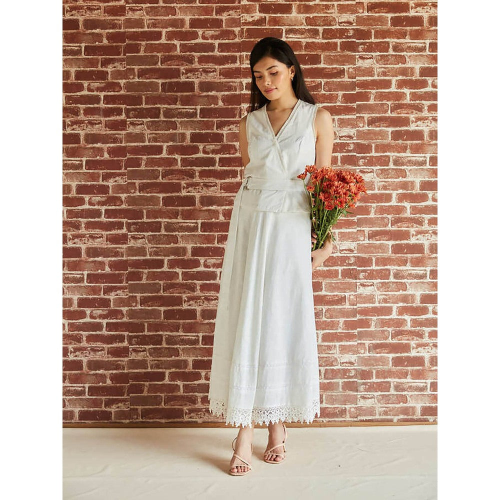 Pinnacle By Shruti Sancheti White Cotton Overlapping Sleeveless Top With Belt (Set of 2)