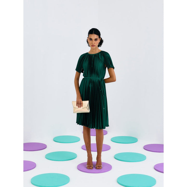 Pleats by Aruni Green Short Sleeves Pleated Knee Length Dress