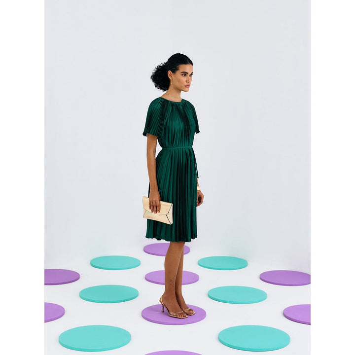 Pleats by Aruni Green Short Sleeves Pleated Knee Length Dress