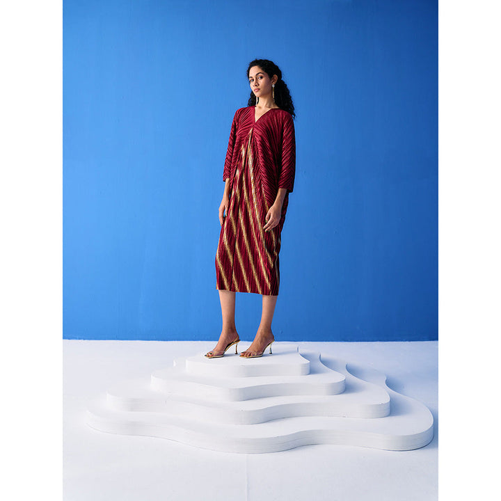 Pleats by Aruni Maroon Two Tone Metallic Kaftan Style Dress