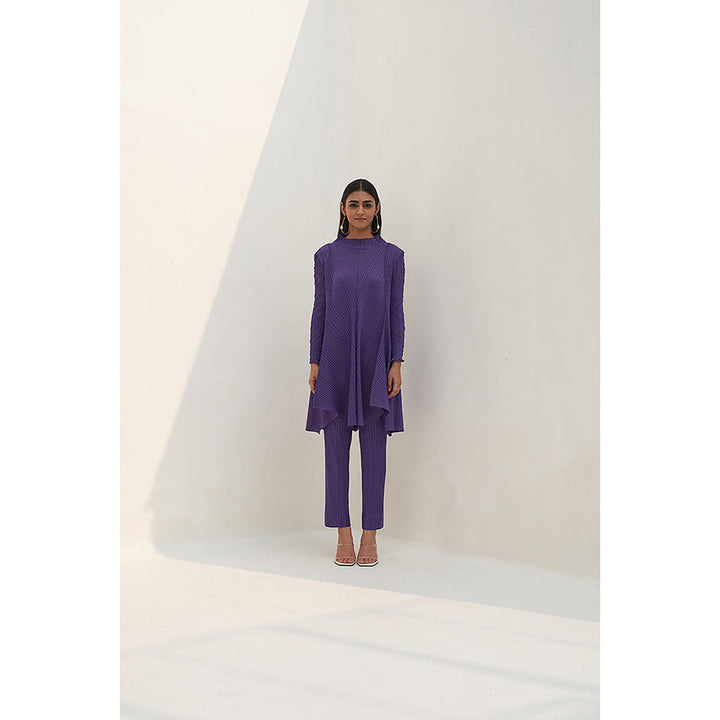 Pleats by Aruni Purple Crushed Sleeves Kurti and Pant (Set of 2)