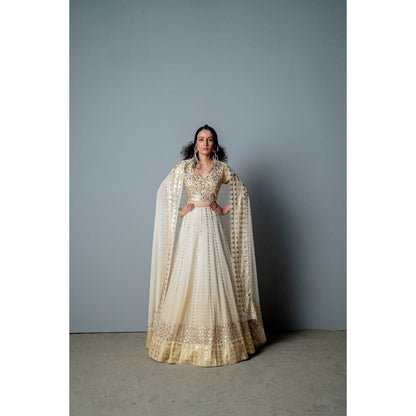 POOJA RAJGARHIA GUPTA The Cleopatra Lehenga (Set of 3)