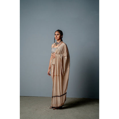 POOJA RAJGARHIA GUPTA The Zenobia Drape Saree with Attached Pant and with Stitched Blouse