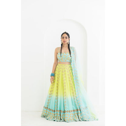 POOJA RAJGARHIA GUPTA Champa Lehenga with Bustier and Dupatta (Set of 3)