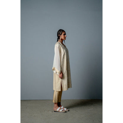 POOJA RAJGARHIA GUPTA Ivory Gold Mosaic Pheran Kurta with Pant (Set of 2)