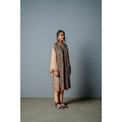 POOJA RAJGARHIA GUPTA Nude Mosaic Kurta with Pant (Set of 2)