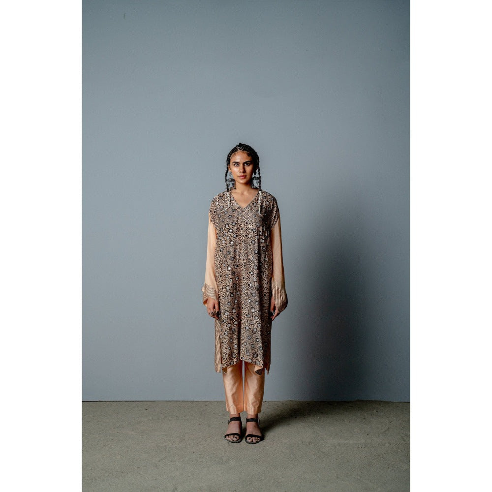 POOJA RAJGARHIA GUPTA Nude Mosaic Kurta with Pant (Set of 2)