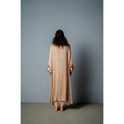 POOJA RAJGARHIA GUPTA Zenobia Umbrella Kurta with Pant (Set of 2)