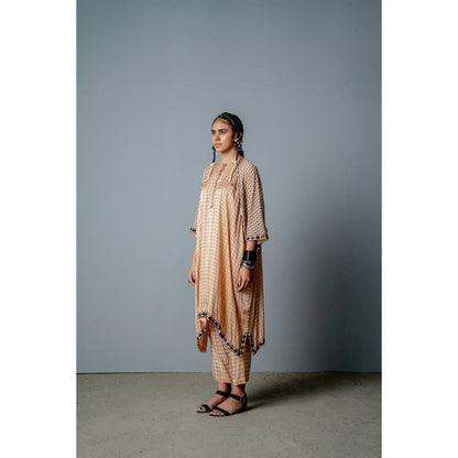 POOJA RAJGARHIA GUPTA Zenobia Kaftan Co-Ord (Set of 2)