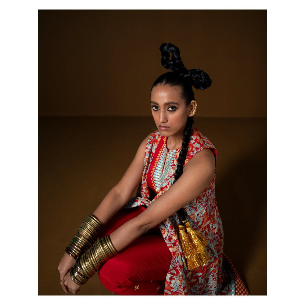 POOJA RAJGARHIA GUPTA Javitri Top with Pant and Jacket (Set of 3)