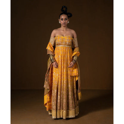 POOJA RAJGARHIA GUPTA Kasundi Anarkali Kurta with Dupatta (Set of 2)