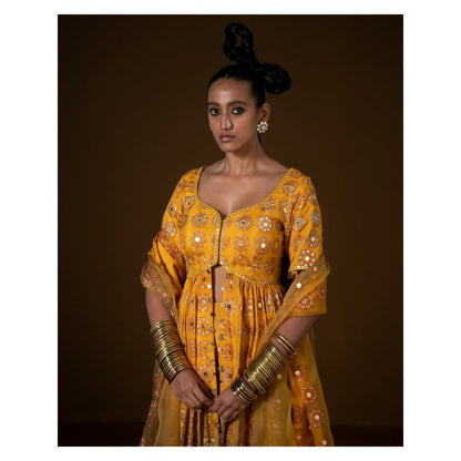 POOJA RAJGARHIA GUPTA Chakraphool Sharara with Kurti and Dupatta (Set of 3)