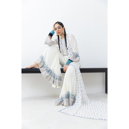 POOJA RAJGARHIA GUPTA Raat Rani Sharara with Kurti and Dupatta (Set of 3)