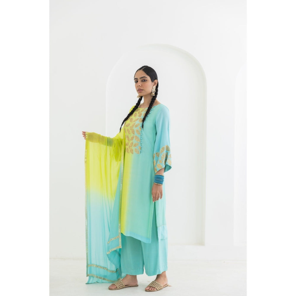 POOJA RAJGARHIA GUPTA Mogra Kurta with Pant (Set of 2)