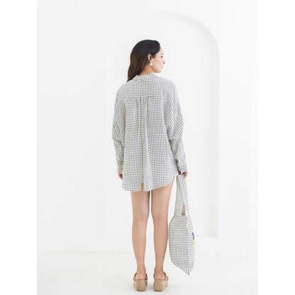 POOJA RAJGARHIA GUPTA White Kimino Co-Ord (Set of 2)