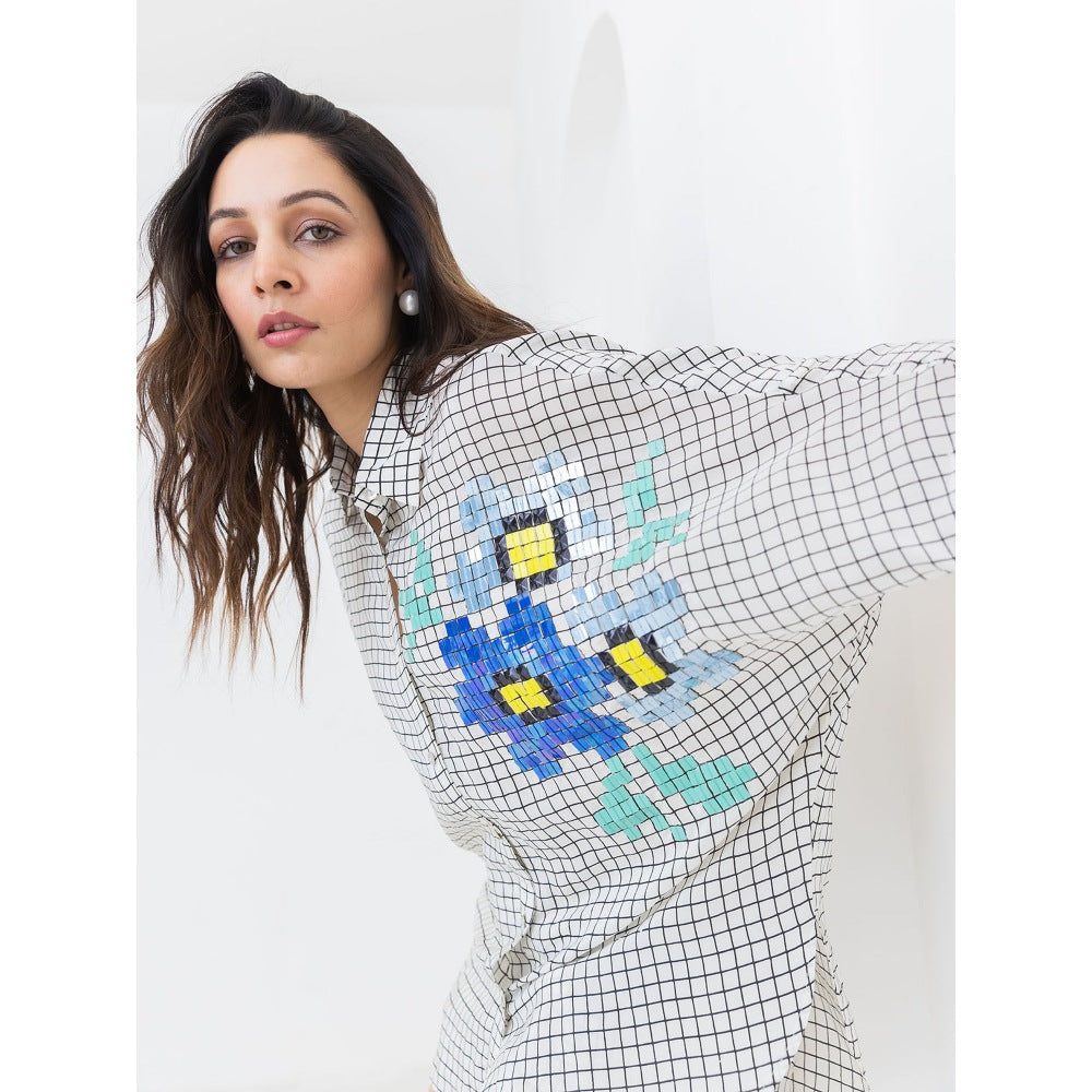 POOJA RAJGARHIA GUPTA White Kimino Co-Ord (Set of 2)