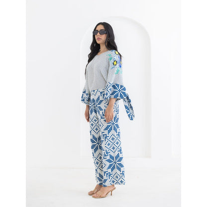POOJA RAJGARHIA GUPTA Blue Sleeve Knot Co-Ord (Set of 2)