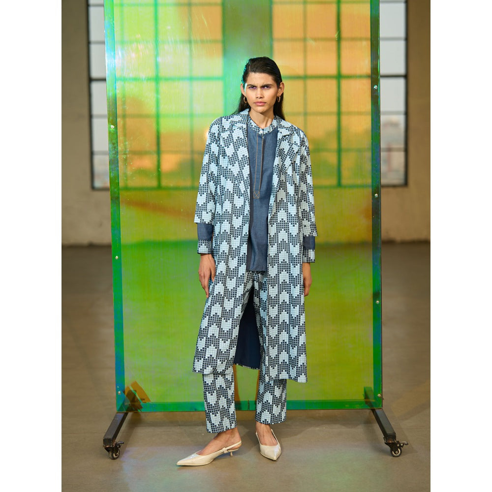 POOJA RAJGARHIA GUPTA Blue Beetle Overcoat