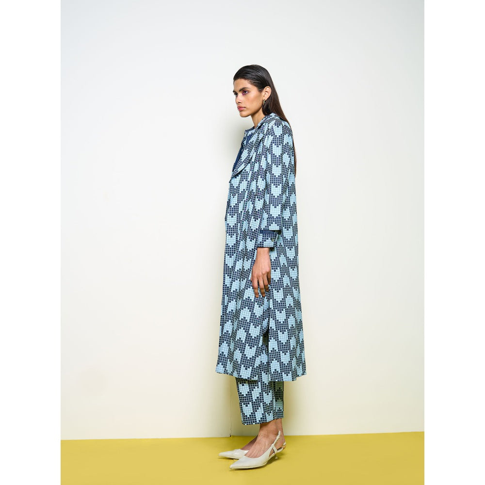 POOJA RAJGARHIA GUPTA Blue Beetle Overcoat