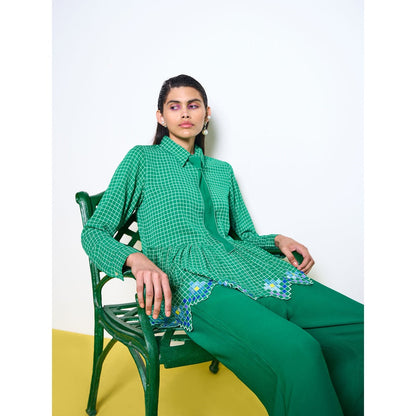 POOJA RAJGARHIA GUPTA Green Honeybee Co-Ord (Set of 2)