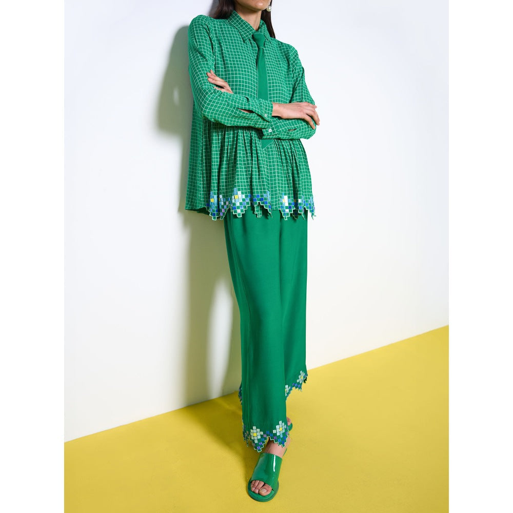 POOJA RAJGARHIA GUPTA Green Honeybee Co-Ord (Set of 2)