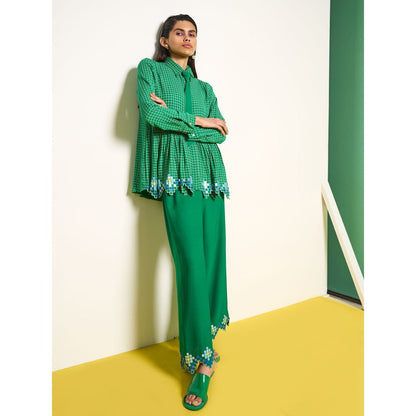 POOJA RAJGARHIA GUPTA Green Honeybee Co-Ord (Set of 2)