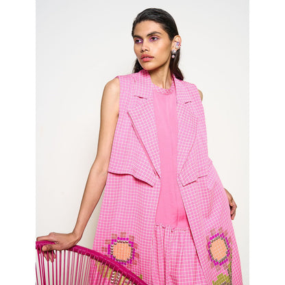 POOJA RAJGARHIA GUPTA Pink Wildflower Overcoat