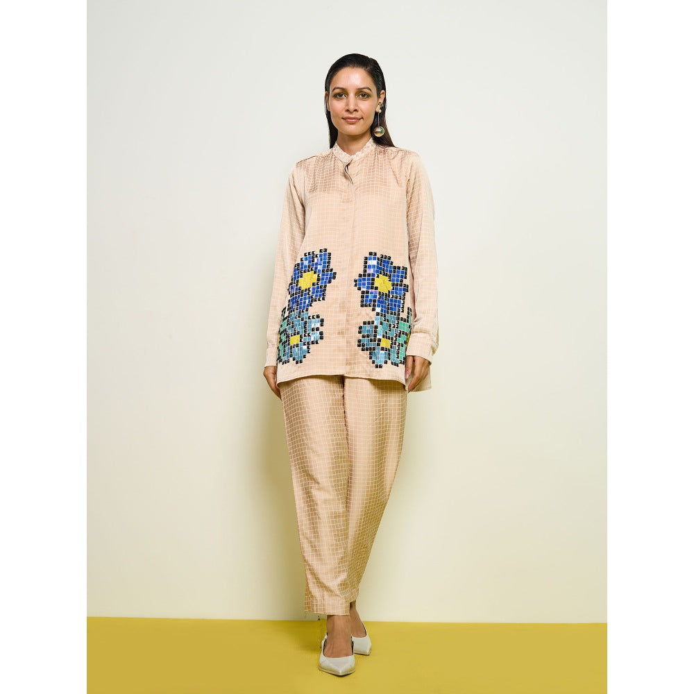 POOJA RAJGARHIA GUPTA Nude Kimoo Shirt