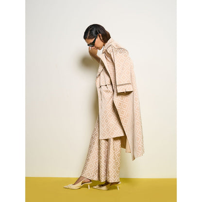POOJA RAJGARHIA GUPTA Nude Honeycomb Overcoat