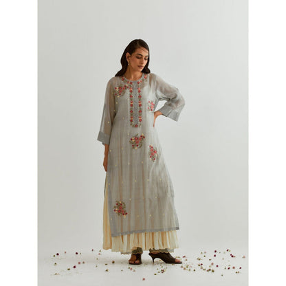 PRAMA By Pratima Pandey Embroidered Chanderi Grey Kurta with Inner (Set of 2)