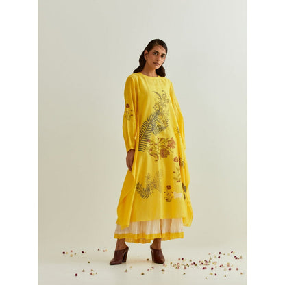 PRAMA By Pratima Pandey Printed Chanderi Yellow Kurta with Inner (Set of 2)