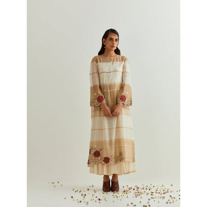 PRAMA By Pratima Pandey Stripes Chanderi Beige Kurta with Inner (Set of 2)