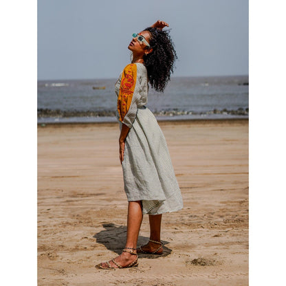 PRATHAA Grey Baadal Dress