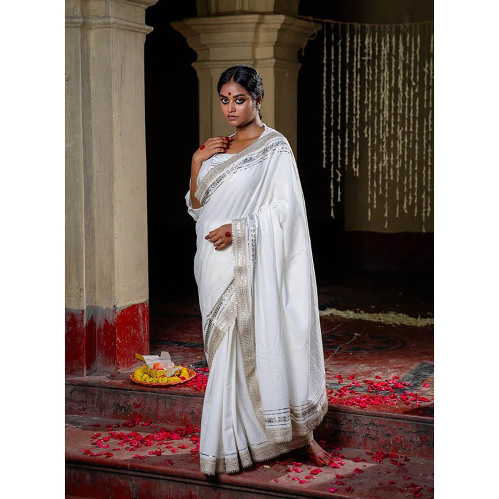 PRATHAA White Saundh Saree with Unstitched Blouse