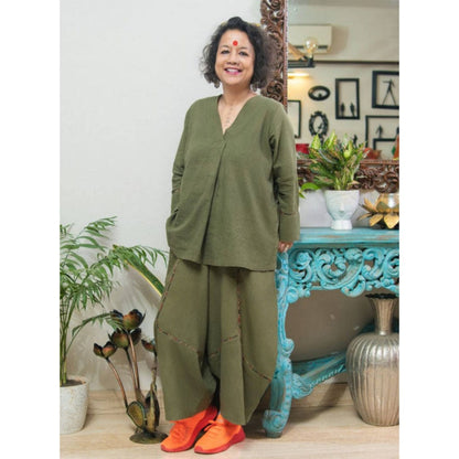PRATHAA Women White Cotton Solid Kurta with Pant