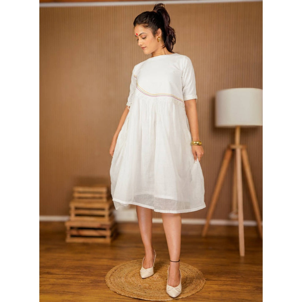 PRATHAA Women White Cotton Solid Kurta with Pant