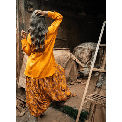 PRATHAA Women Orange Cotton Printed Shirt with Harem Pants
